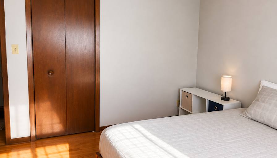 Carl and Jenna's room