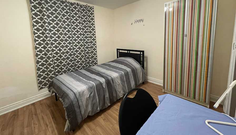 Kim's room