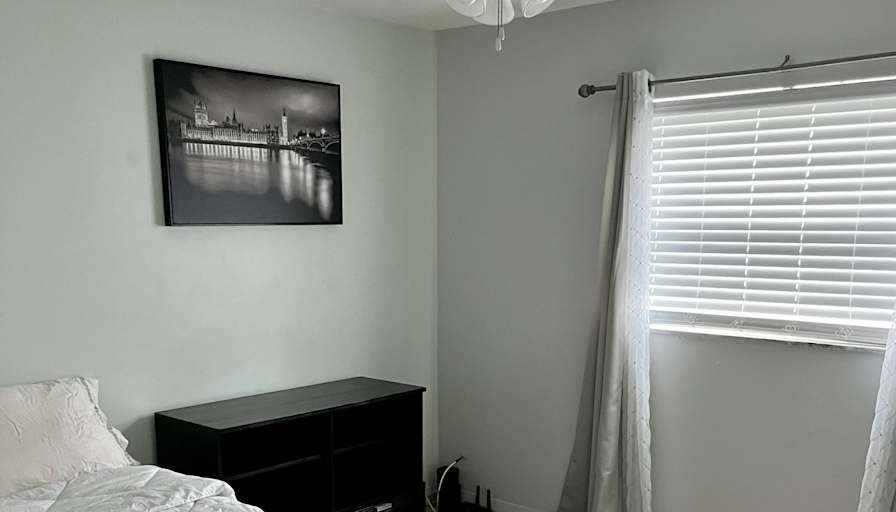 Randy's room