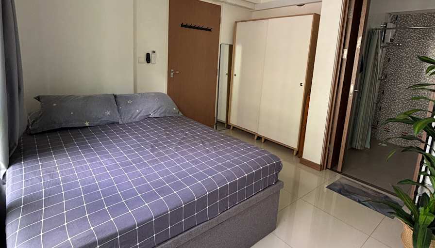 eileen's room