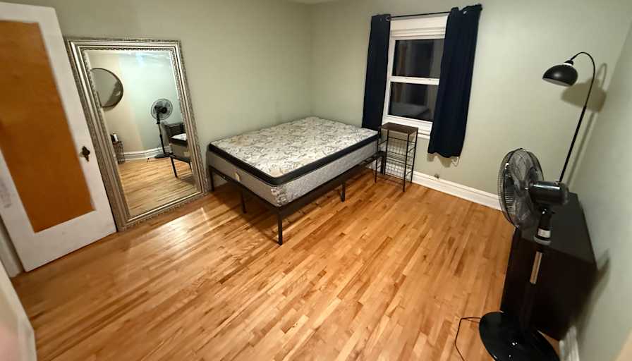 Pierceson Steele's room