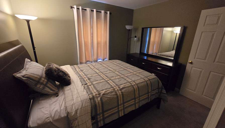 Thomas's room