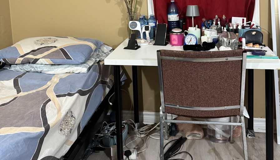 zainab's room