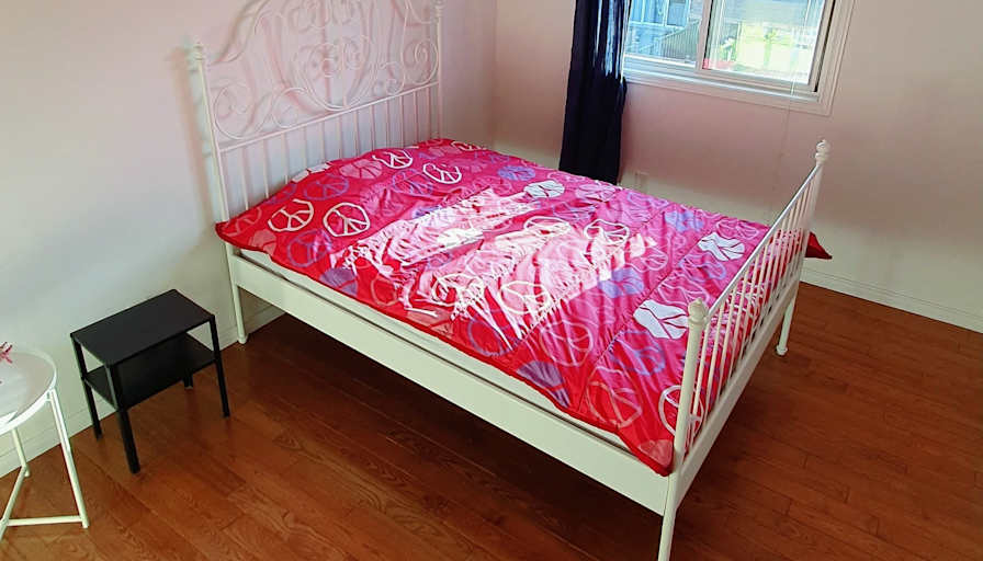 Marek's room