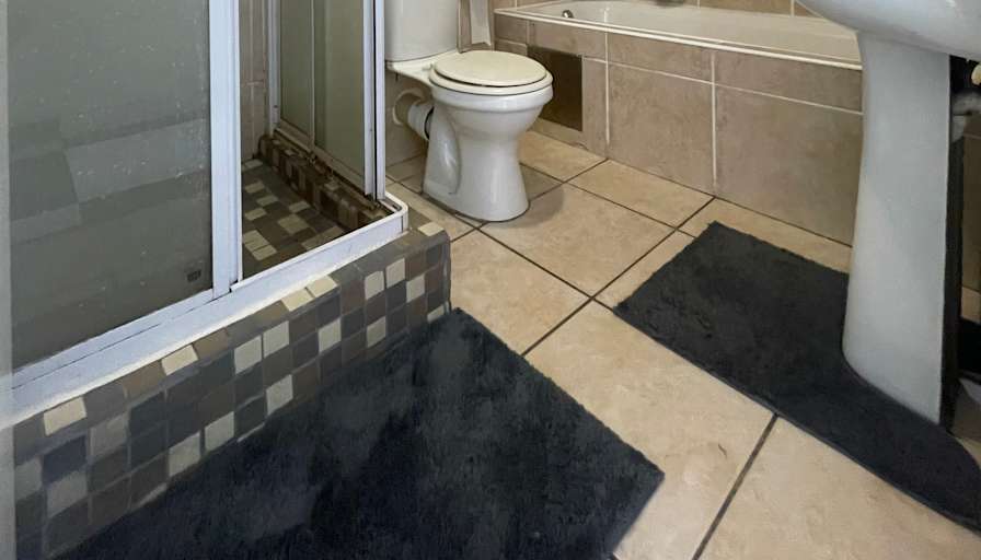 Asemahle Fojela's room