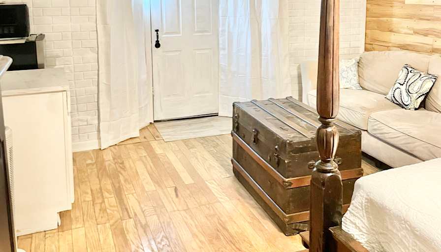 Paulette's room