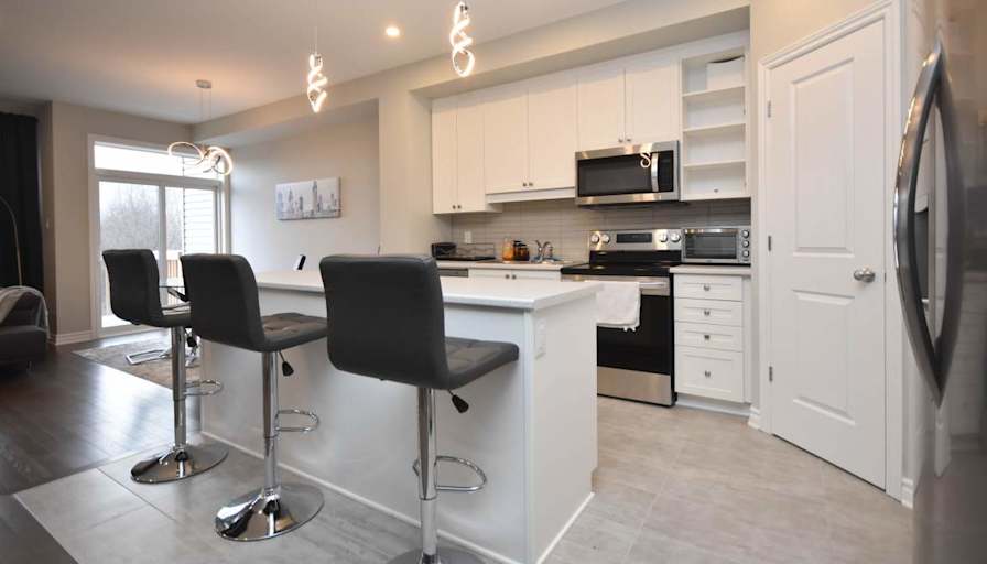Rent In Ottawa Property Management Inc's room