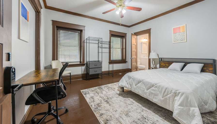 PadSplit's room