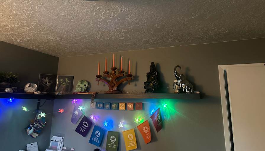 Wryn Lydy's room