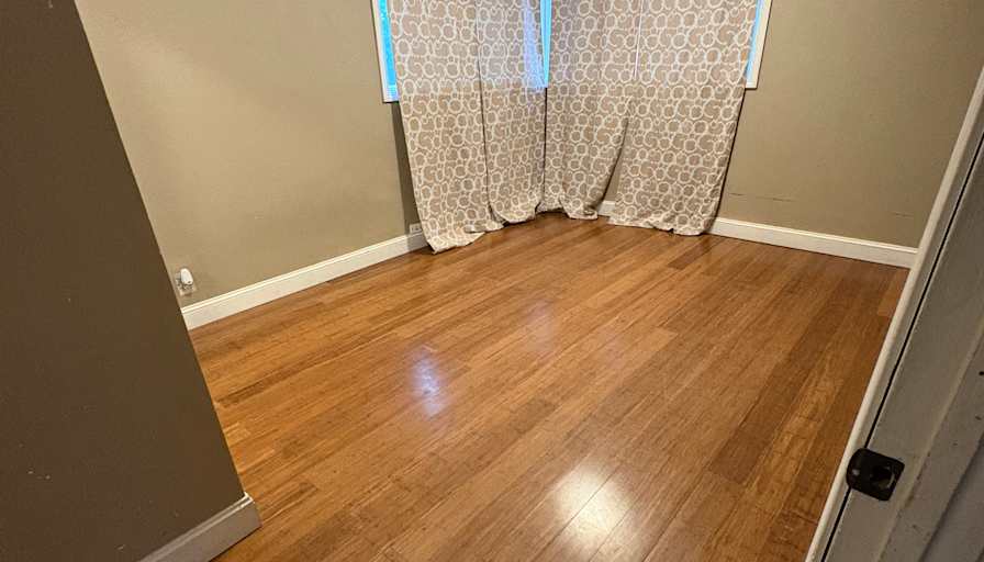 KyrieAnna's room