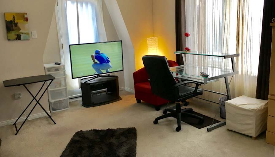 Mark Kay's room