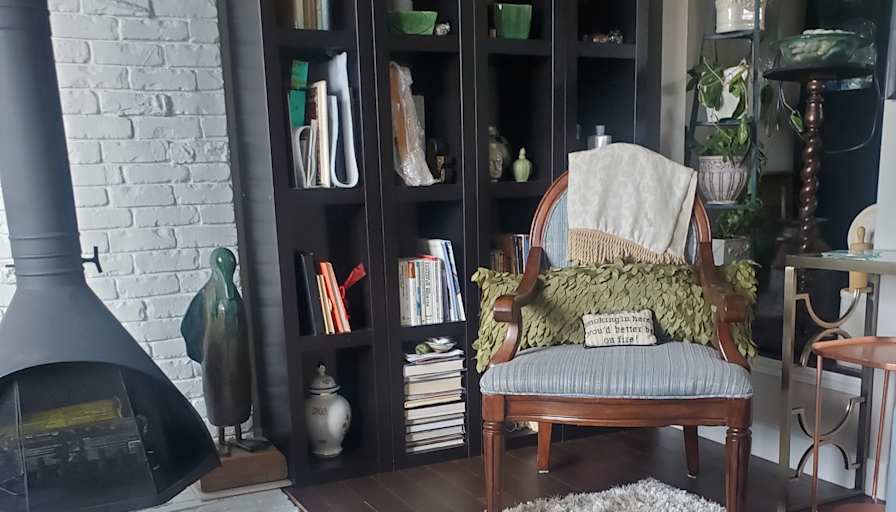 Zeva's room