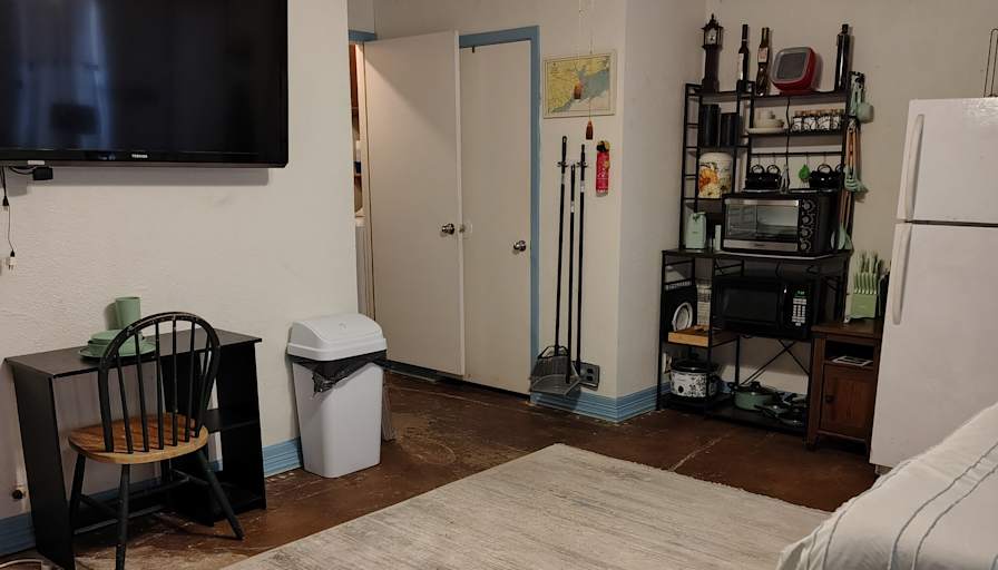 April McKinzie's room