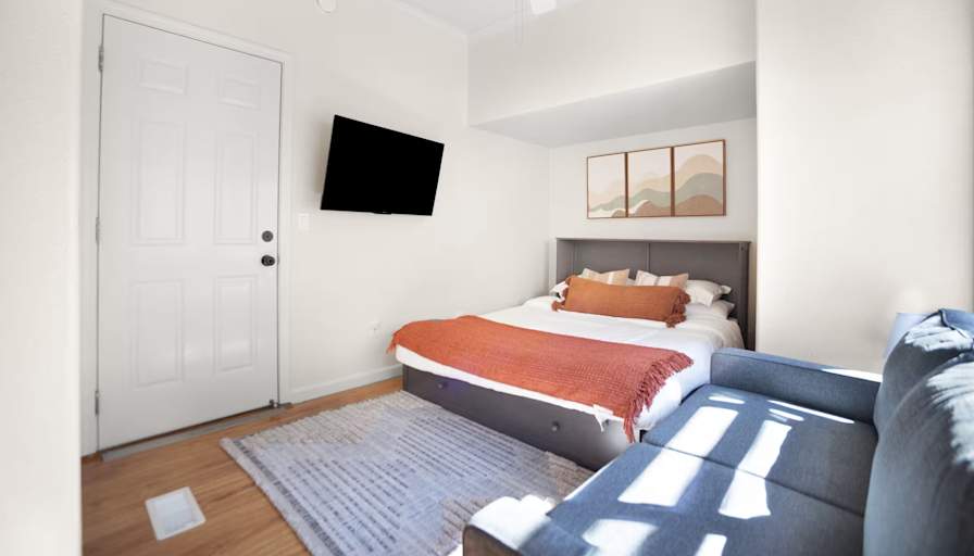 Sandra Lovanh's room