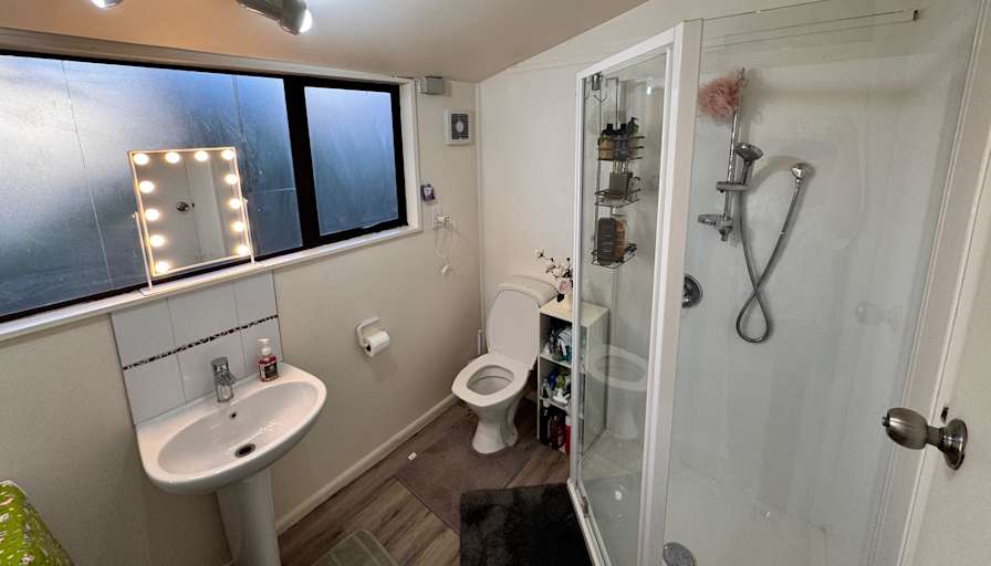 Roy Abraham's room