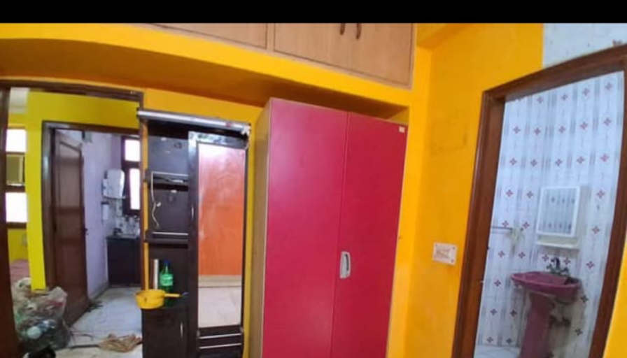 mahua BHATTACHARJEE's room