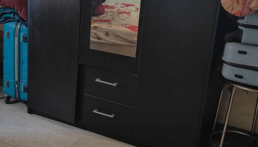Samreet's room