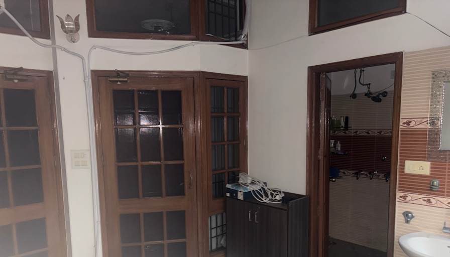 JASHAN GILL's room