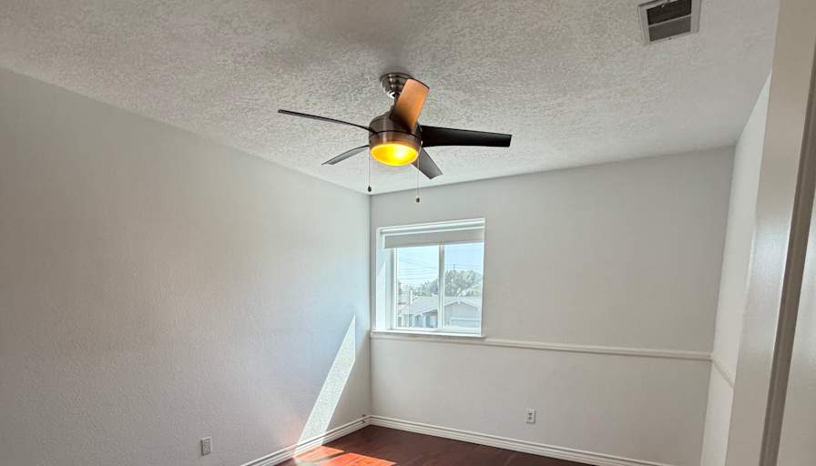 gloria's room