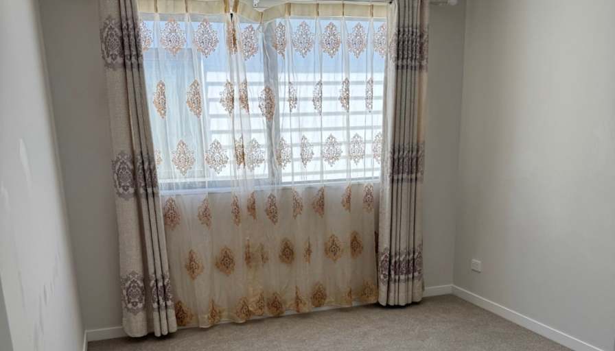 Parvaneh's room