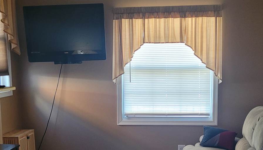 Ken's room