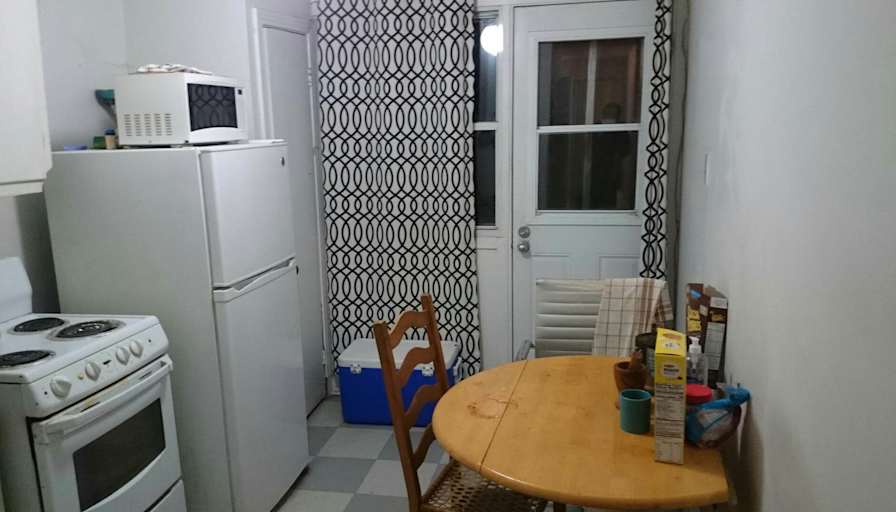 Ehsan's room