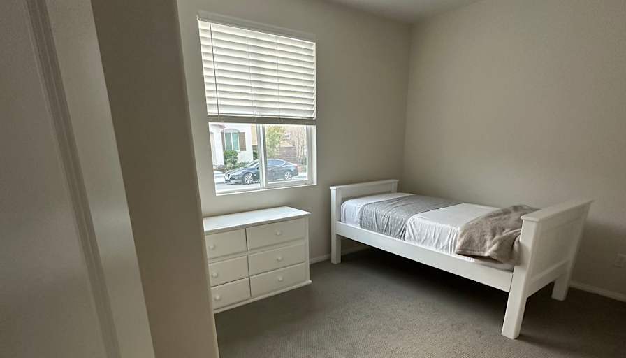 Julio's room