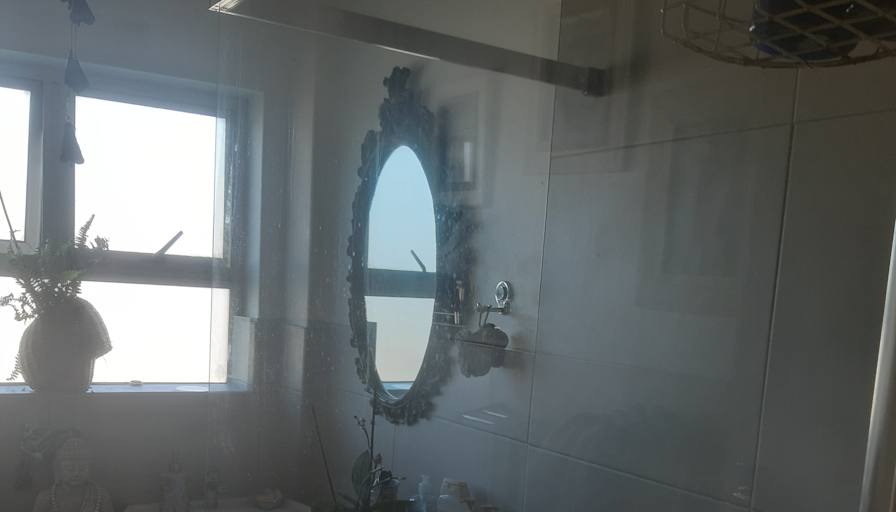 Tonia Davids's room