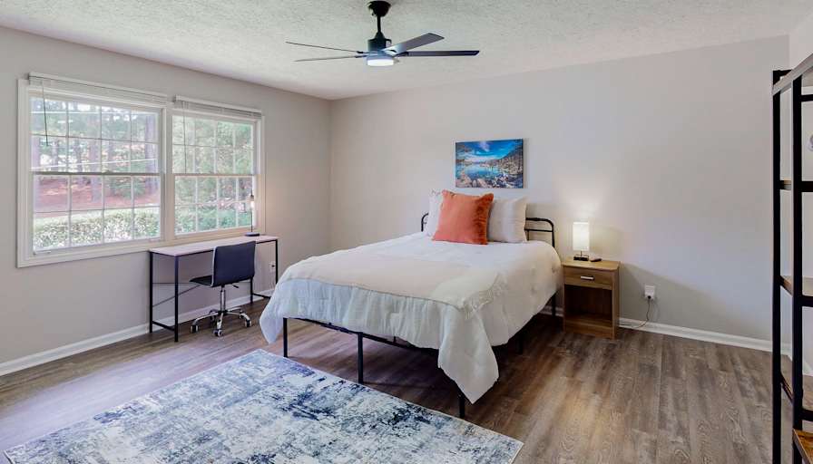 Bicoastal Holdings's room
