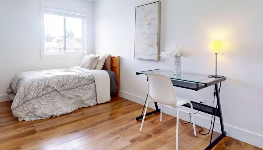 Vallerie's room