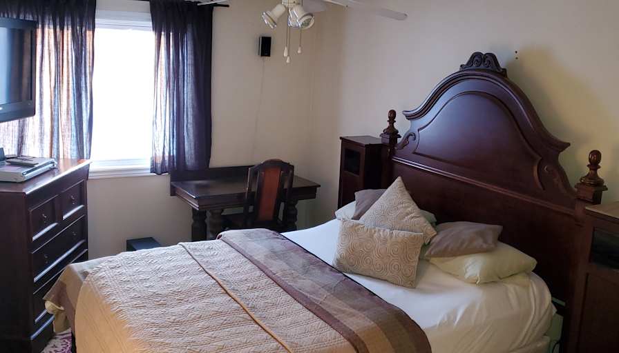 Paul or Xander's room