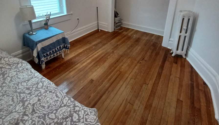 Gwen's room