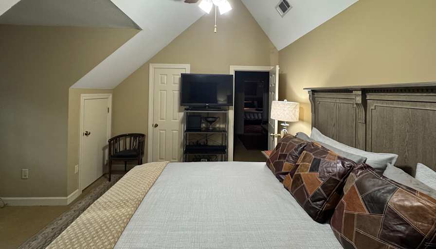 Floyd's room