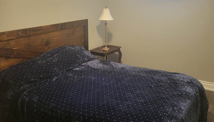 Ross London's room