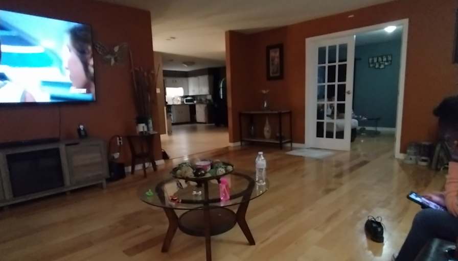 carl's room