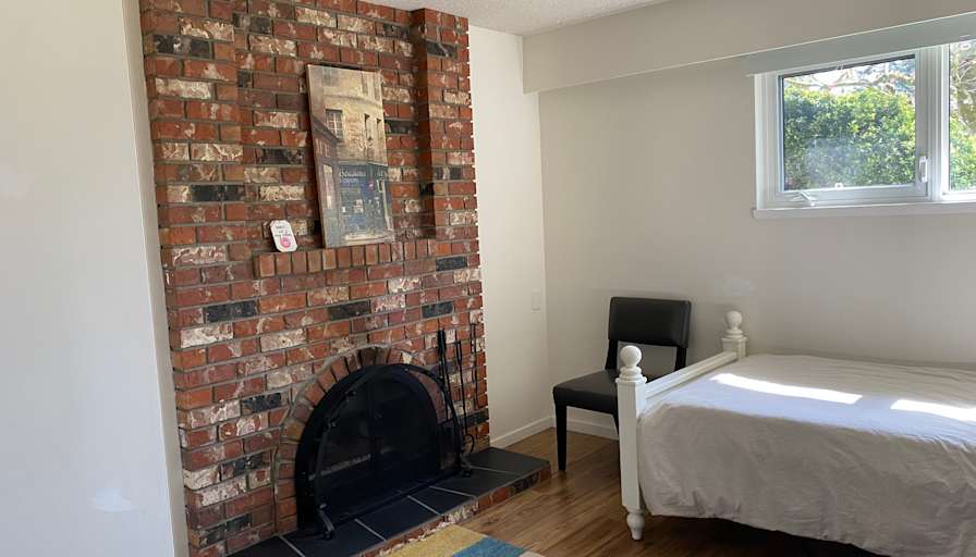 Burns Family's room