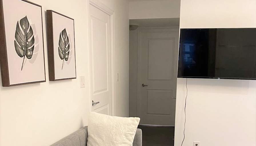 Elle's room