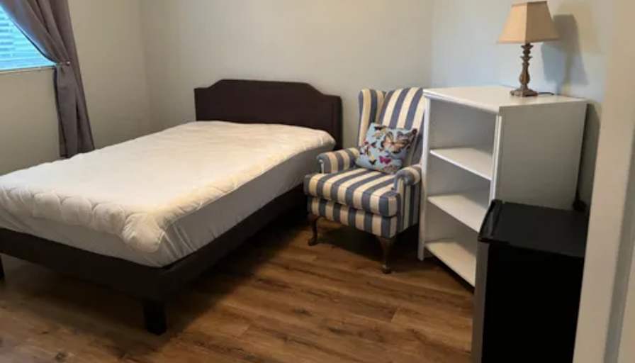 Helen Sam's room