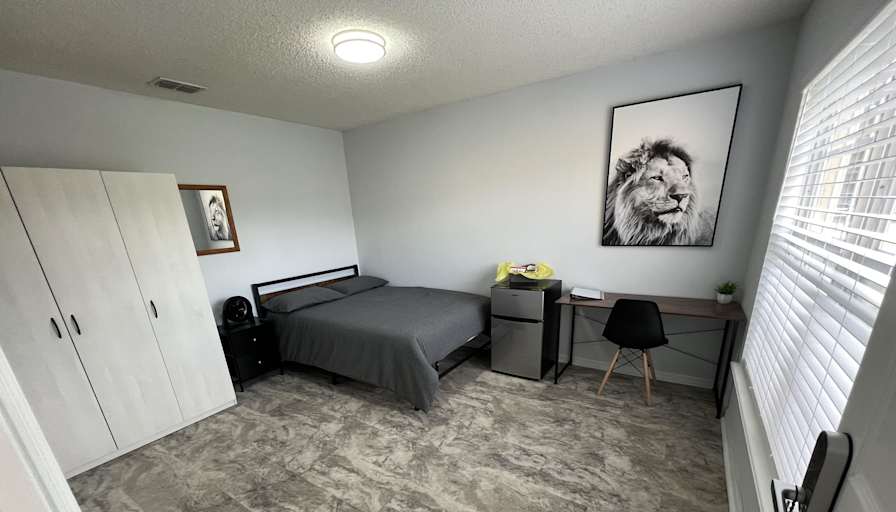 PadSplit's room