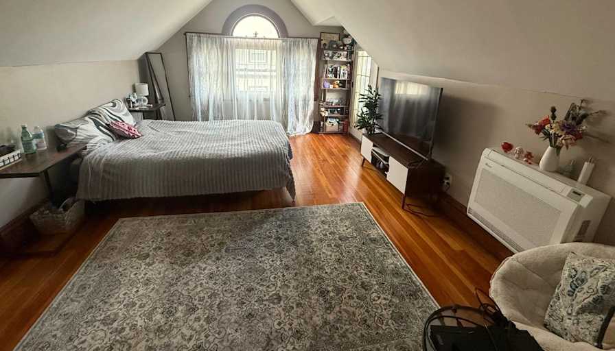 Iuliia Poroshina's room