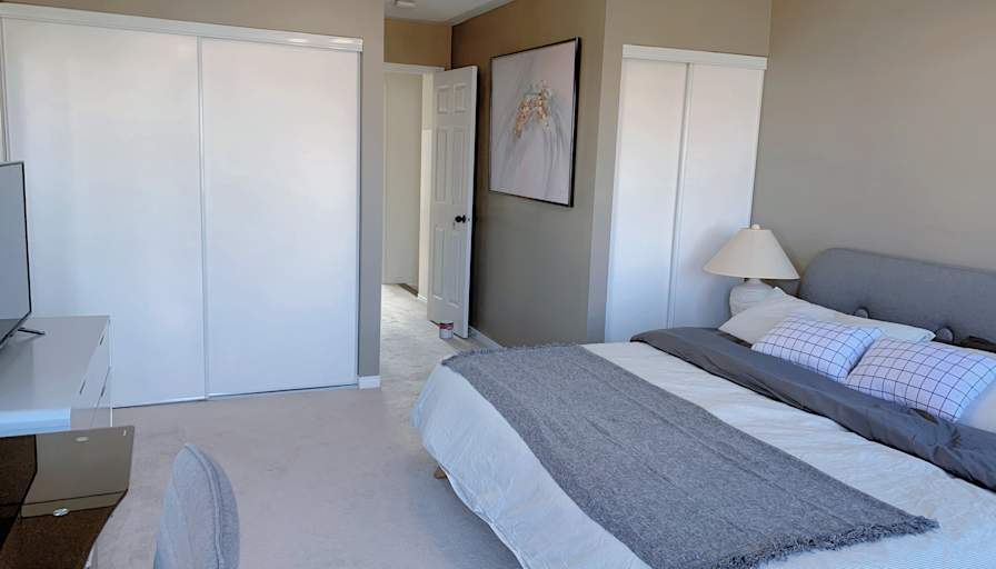 Simone's room
