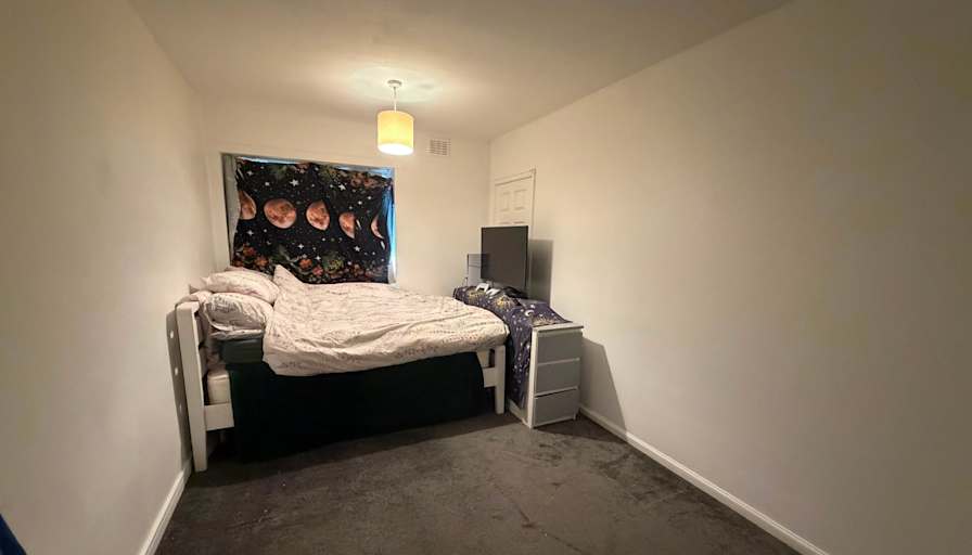 Lara's room