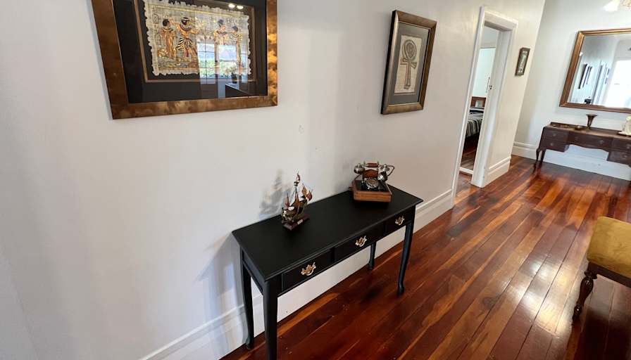 Elmer's room