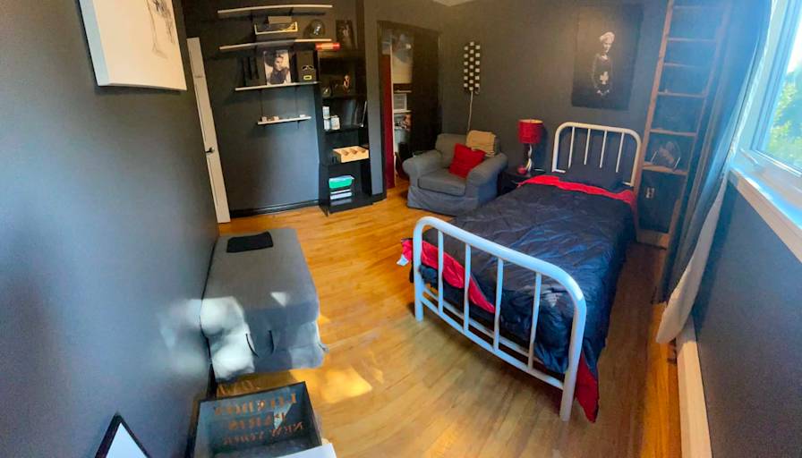 Brent McCombs's room