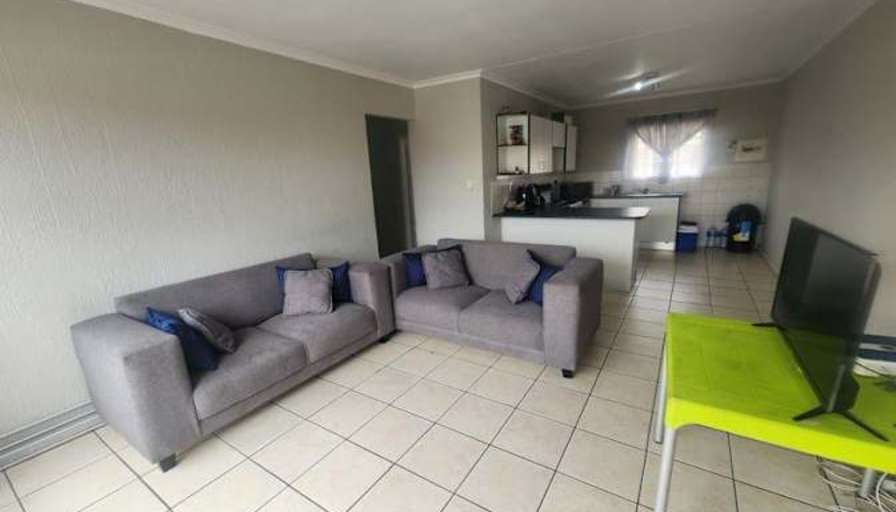 Nontobeko's room