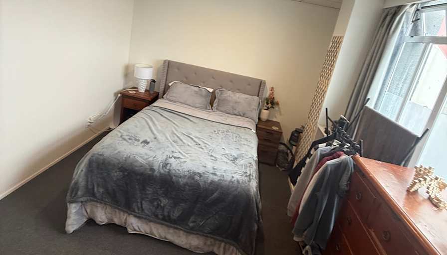 Andrew Manson's room