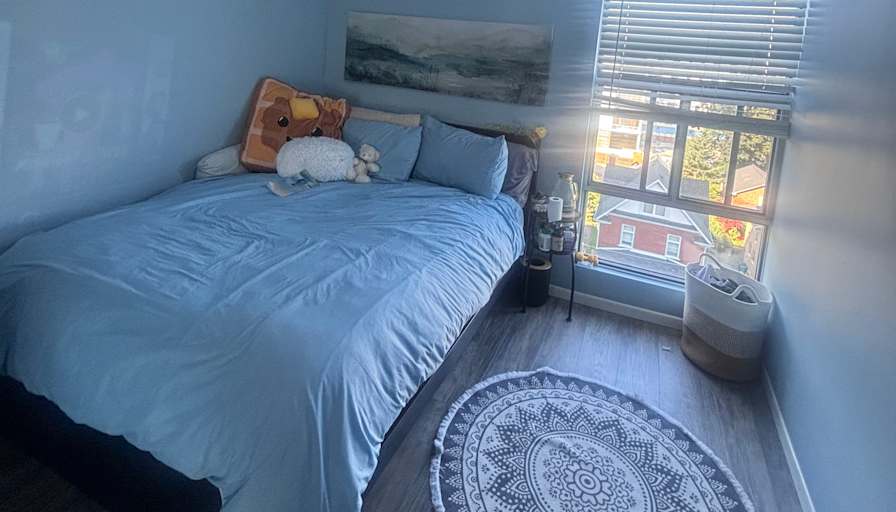 Shukura's room