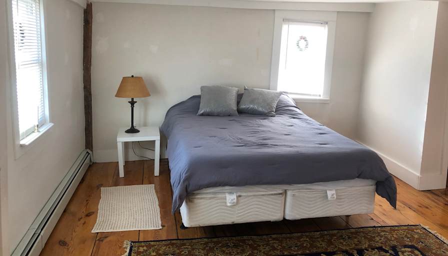 CRG Properties's room