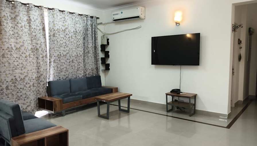 Divyanshi's room