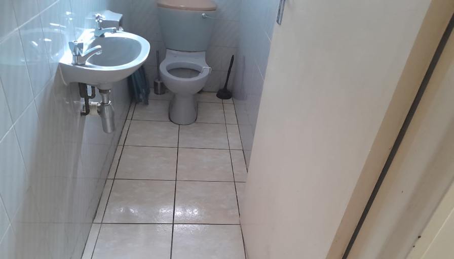 Ndabezinhle's room